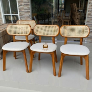 kursi kacang cafe
